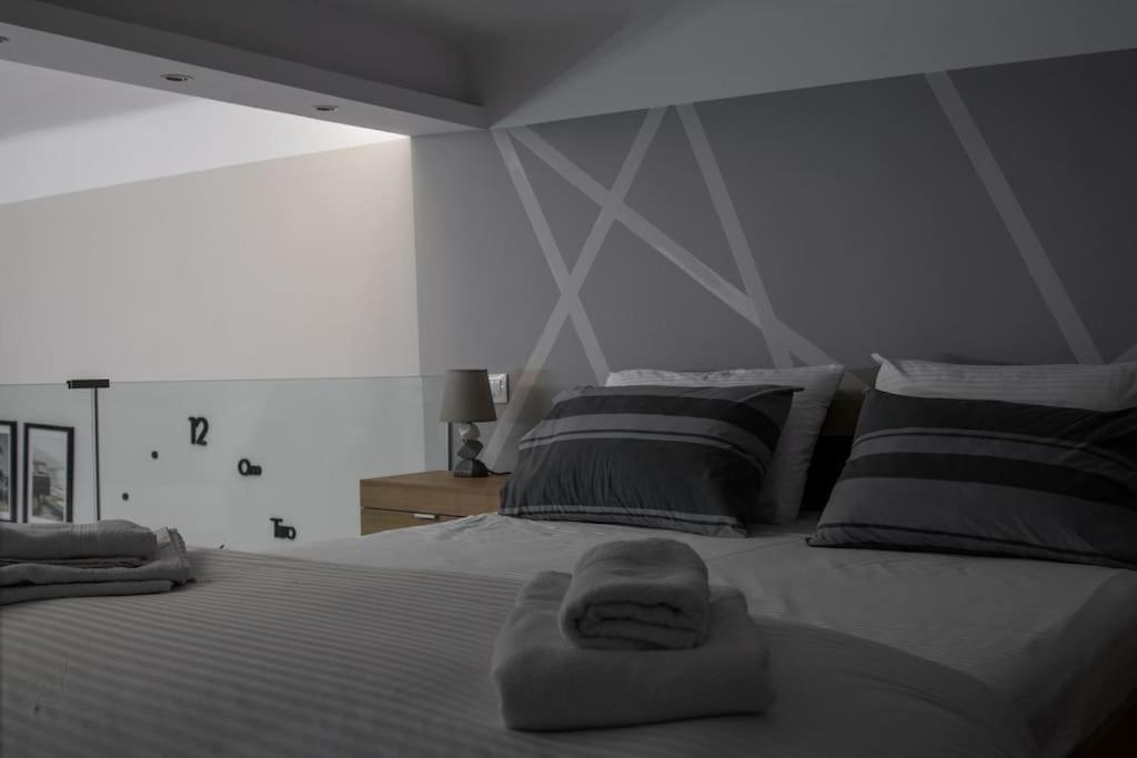 * Ck Modern Loft Near Seaside * Apartment Tesalonika Bagian luar foto